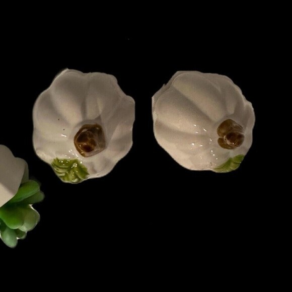 Ceramic White Pumpkins‎ Home Tier Display - Picture 5 of 5